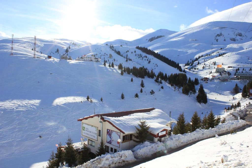 Snow Patrol Lodge Tetovo Kültér fotó